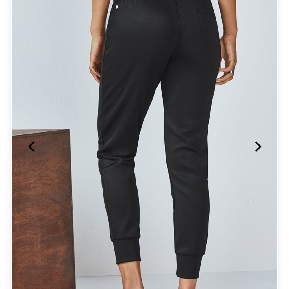 Fabletics Laina Joggers